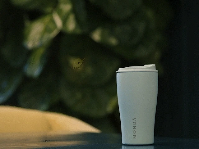 Monda transforms from 20oz to 40oz (clean product shot)